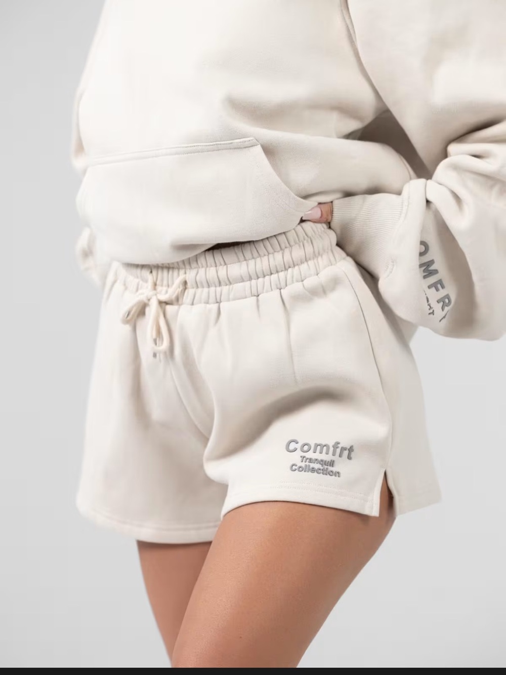 Comfort Oversized Cream Hoodie and Shorts Set - Picture 2 of 5